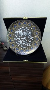 HAT SANATKARI,ankara hattat,hattat,ankara hattat,ankara kaligrafi,ankara kaligrafi merkezi,ankara hat merkezi,ankarada hatattatlar,ankarada kaligraflar,kaligraf ankara,kaligrafi kursu,hat sanatı kurslerı,hat öğrenmek istiyorum,hat sanatı nedir,hattatlar,türkiyedeki hattatlar,ankaradaki hattatlar,hat bilmek hat bilmektir,hacıbayram hattatlar,hat dersi,kaligrafi dersi,kaligrafiyi kimden öğrenebilirim,hat hocası,suluhan hattat,ankara suluhan hattat,ali alakoç,hattat ali alakoç,alakoç reklam,ankara tabela,alakoç reklam hat,ankara reklam ,ankaradaki reklam şirketleri,tabela ankara,ankaradaki tabelacılar,hat ve tabela,cami süslemeleri,cami içi yazıları,tezhib,nakkaş,ankara nakkaş,ankarada cami süslemesi yapanlar,ışıklı hat yazları,TOTEM TABELA,ALAKOÇ REKLAM-ANKARA REKLAM,ANKARA TABELA,ANKARA CEPHE TABELASI,ANKARA CEPHE GİYDİRME,ANKARA CEPHE KAPLAMA,ANKARA ARAÇ KAPLAMA,ANKARA TOTEM TABELA,ANKARA IŞIKLI VİNİL TABELA,ANKARA IŞIKSIZ VİNİL TABELA,ANKARA KURUMSAL KİMLİK,ANKARA İNŞAAT TABELASI,ANKARA YOL TABELASI,ANKARA YÖNLENDİRMELER,ANKARA SİTE TABELASI,ANKARA TAK,ANKARA SİTE TAKI,ANKARA SİTE TOTEM TABELA,ANKARA SİTE GİRİŞ TAKI,ANKARA PLAKET,ANKARA HAT SANATI,ANKARA IŞIKLI CEPHE TABELASI,ANKARA IŞIKSIZ CEPHE TABELASI,ANKARA ARAÇ RENK DEĞİŞTİRME,ANKARA IŞIKLI TOTEM TABELA,ANKARA IŞIKSIZ TOTEM TABELA,ANKARA KOMPOZİT PANEL KAPLAMA,ANKARA CEPHE KOMPOZİT PANEL KAPLAMA,ANKARA ALİMİNYUM KOMPOZİT PANEL KAPLAMA,ANKARA ALİMİNYUM KOMPOZİT PANEL GİYDİRME,ANKARA DİGİTAL BASKI,ANKARA AFİŞ BASKISI,ANKARA AFİŞ FOLYO BASKI,ANKARA 3D TASARIM,ANKARA 3D MODELLEME,ANKARA 3D TABELA,ANKARA 3D CEPHE GİYDİRME,ANKARA 3D CEPHE KAPLAMA, ANKARA 3D TOTEM TABELA,ANKARA 3D ARAÇ KAPLAMA,ANKARA ÇATI TABELASI,ANKARA ÇATI ÜZERİNE TABELA,ANKARA FİRMALARI,ANKARA LEDLİ AVİZE,ANKARA LED AYDINLATMA,ANKARA LEDLİ AYDINLATMA, ANKARA İÇ MEKAN AYDINLATMA,ANKARA OFİS AYDINLATMA,ANKARA İÇ MEKAN LEDLİ AVİZE,ANKARA İÇ MEKAN LEDLİ AYDINLATMA AVİZE,AVİZE TASARIMLARI,AVİZE TASARIMI,AVİZE LED,ANKARA REKLAM FİRMALARI,ANKARA MAĞAZA DEKORU,ANKARA MAĞAZA AYDINLATMA,ANKARA ÖZEL TASARIM AYDINLATMA,ANKARA STAND DEKORU,ANKARA FUAR STANDI, ANKARA 3D FUAR STANDI, ANKARA FUAR STAND TASARIMLARI,ANKARA TV STÜDYO,ANKARA TV STÜDYO DEKORU,ANKARA TV STÜDYOSU DEKORU,ANKARA ÖZEL TASARIM TV STÜDYOSU,ANKARA PLEKSİGLAS TABELALAR, ANKARA VİDEO,ANKARA VİDEO ÇEKİM,ANKARA PLEKSİGLAS YÖNLENDİRMELER,ANKARA ÖZEL PLEKSİGLAS UYGULAMALAR,ANKARA PLEKSİGLAS KUTU HARF LEDLİ TABELALAR,ANKARA KROM HARF,ANKARA KROM LEDLİ TABELALAR,ANKARA ALİMİNYUM TABELA,REKLAM,TABELA,CEPHE TABELASI,CEPHE GİYDİRME,CEPHE KAPLAMA,ARAÇ KAPLAMA,TOTEM TABELA,IŞIKLI VİNİL TABELA,IŞIKSIZ VİNİL TABELA,KURUMSALKİMLİK,İNŞAAT TABELASI,YOL TABELASI,YÖNLENDİRMELER,SİTE TABELASI,TAK,SİTE TAKI,IŞIKLI CEPHE TABELASI,SİTE GİRİŞ TABELASI,SİTE GİRİŞ TAKI, PLAKET,HAT SANATI,IŞIKSIZ CEPHE TABELASI,ARAÇ KAPLAMA,ARAÇ GİYDİRME,ARAÇ RENK DEĞİŞTİRME,BİNA KAPLAMA,BİNA GİYDİRME,BİNA ALİMİNYUM KOMPOZİT KAPLAMA,BİNA KOMPOZİT GİYDİRME,3D MODELLEME,3D TASARIM,3D CEPHE TABELASI,3D CEPHE GİYİDRME,İNŞAAT TABELASI,ÇATI TABELASI, ÇATI ÜZERİNE TABELA,AVİZE ,LEDLİ AVİZE,İÇ MEKAN AYDINLATMA,MAĞAZA AYDINLATMA,AVİZE TASARIMI,AVİZE LED,MAĞAZA DEKORU,FUAR STANDI,TV STÜDYOSU,TV STÜDYO DEKORU,SAHNE DEKORU,PLEKSİGLAS TABELA,PLEKSİGLAS KUTU HARF LEDLİ TABELA,KROM HARF TABELA,DİGİTAL BASKI,FOLYO BASKI,DEKOR,FOLYO KESİM, ana sayfaya geri dön,istanbul tabela,istanbul araç giydirme,istanbul kurumsal tabela,istanbul bayii tabelası,İSTANBUL TOTEM TABELA,İSTANBUL BİLBOORD,İSTANBUL IŞIKLI TABELA,İSTANBUL KAYAN YAZI, İSTANBUL LED EKRAN, OSTİM KAYAN YAZI, OSTİM ARAÇ GİYDİRME,SİNCAN TABELA,SİNCAN IŞIKLI TABELA,SİNCAN TOTEM TABELA,SİTE TABELASI,